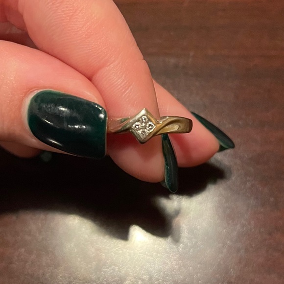 Ring - Picture 2 of 2